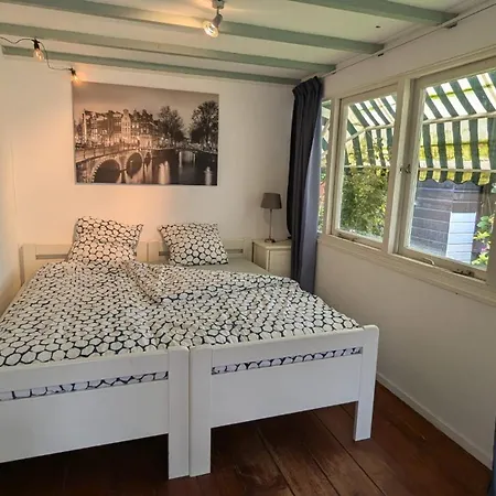 Amsterdambeachflower Homestay